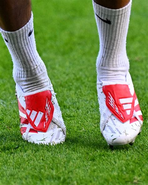 adidas predator red and white